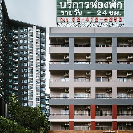 Season Place Bangkok Exterior photo